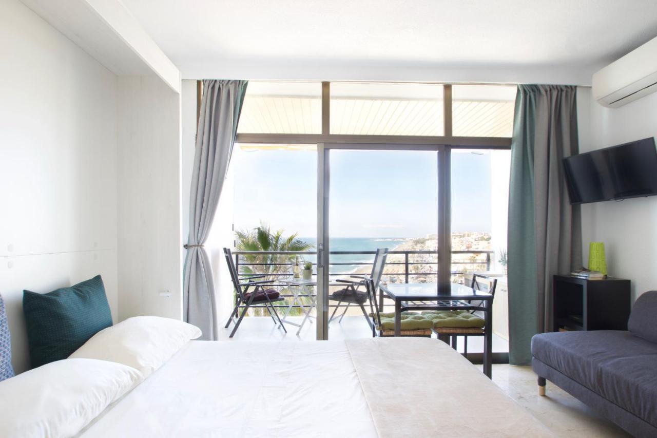 Sea Front Studio With Spacious Balcony Santa Clara Torremolinos Exteriér fotografie